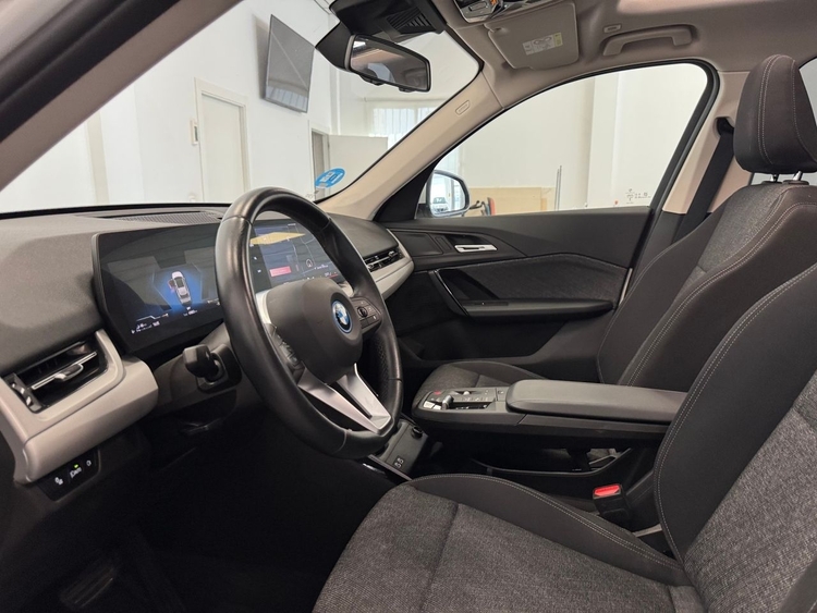 BMW X1 25E XDRIVE foto 14