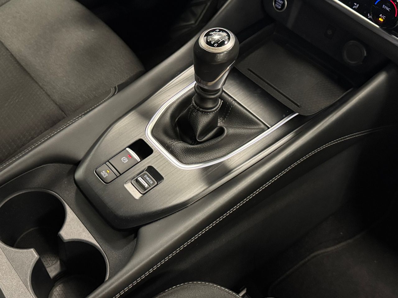 Nissan Qashqai N-CONNECTA  foto 34