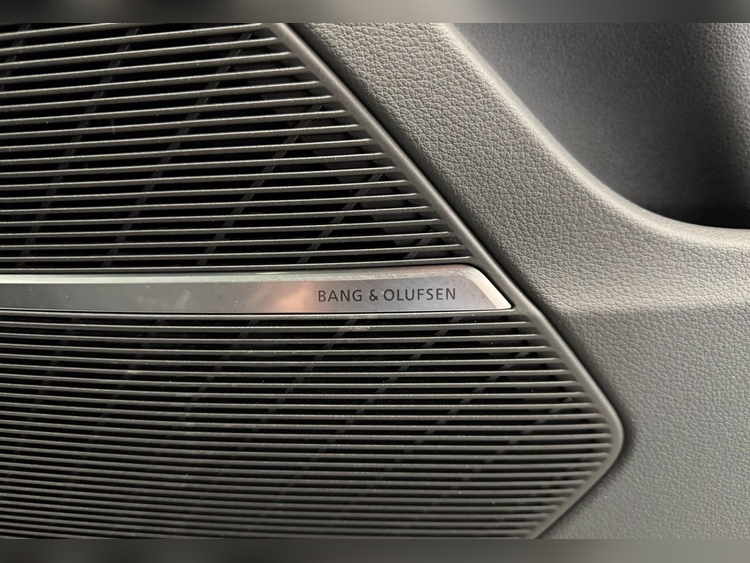 Audi Q8 55TFSI QUATTRO foto 32