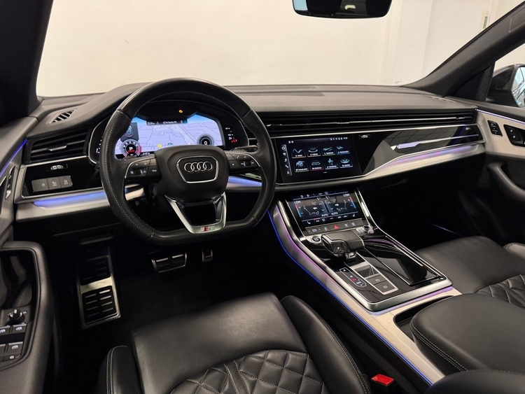 Audi Q8 55TFSI QUATTRO foto 9