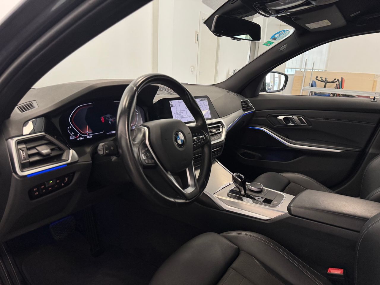BMW Serie 3 320D AUTO foto 14