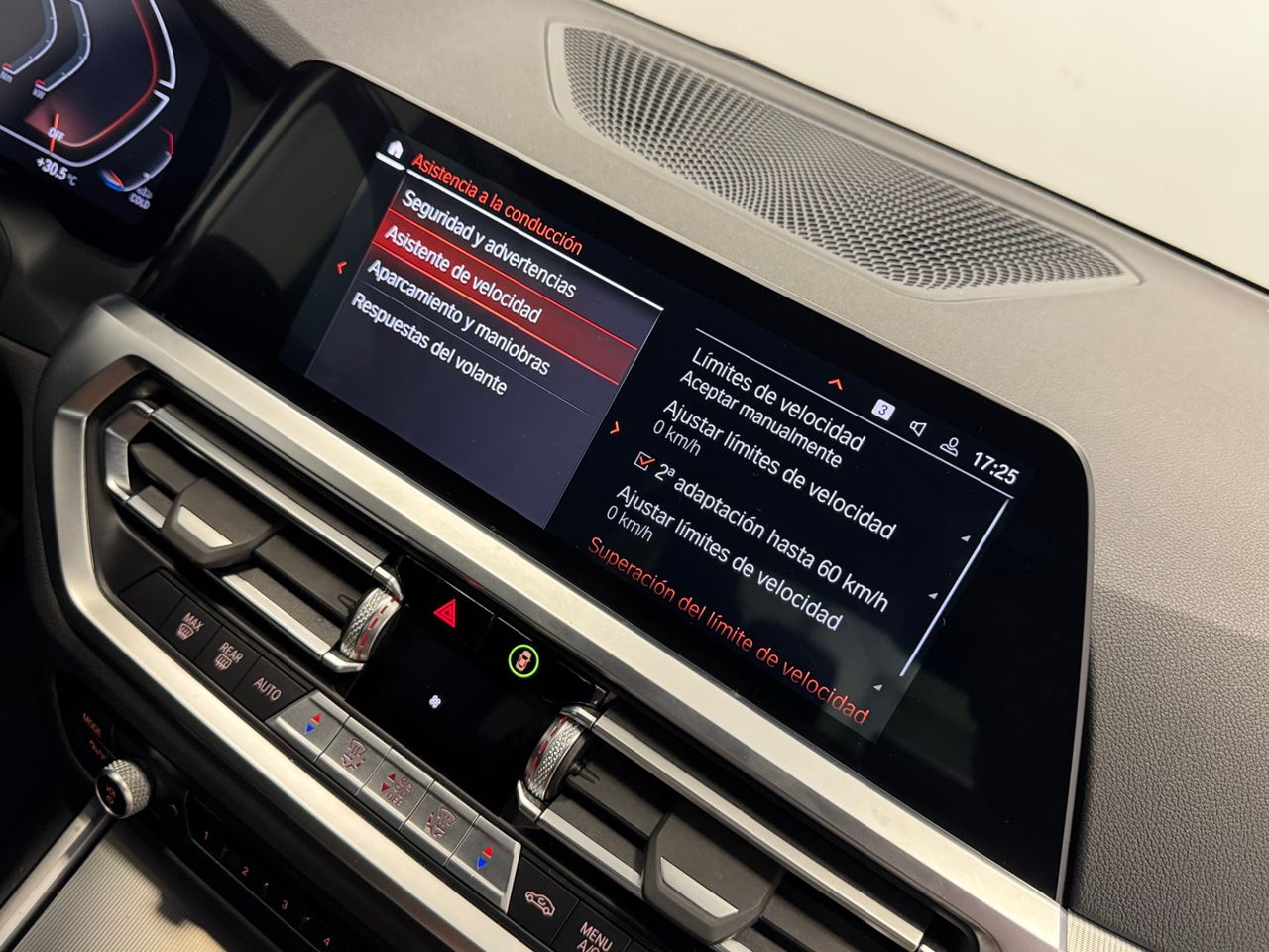 BMW Serie 3 320D AUTO foto 25