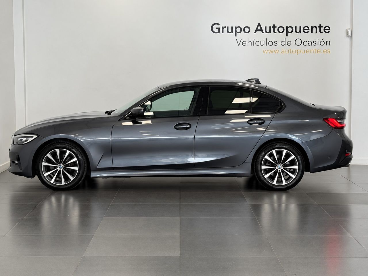 BMW Serie 3 320D AUTO foto 6