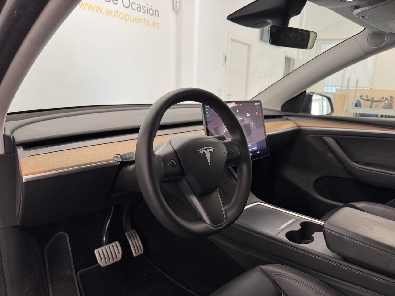 Tesla Model Y PERFORMANCE 4WD foto 8