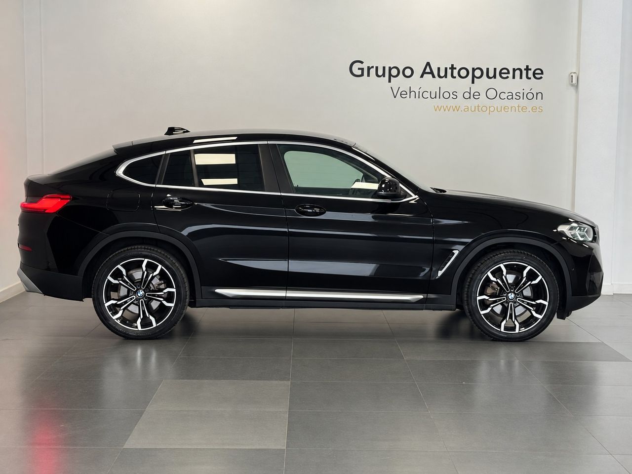 BMW X4 XLINE XDRIVE 20D foto 3