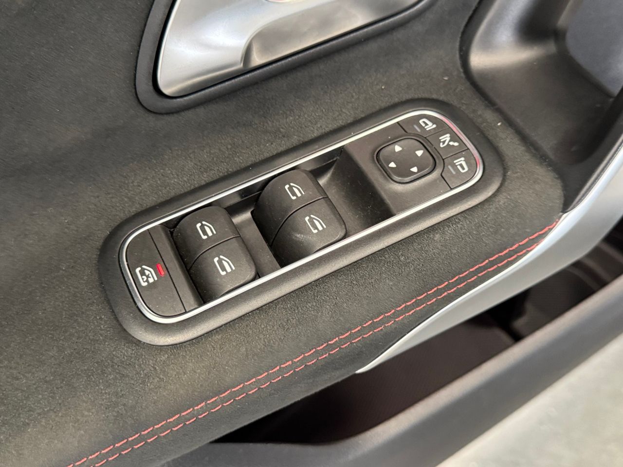 Mercedes Clase A A200D AMG 4MATIC miniatura 15