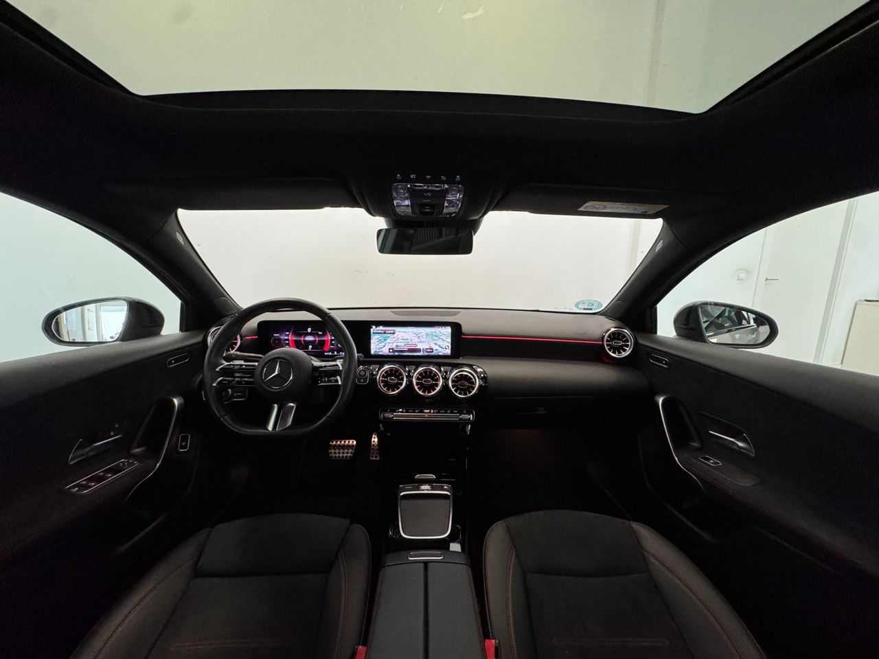 Mercedes Clase A A200D AMG 4MATIC miniatura 27