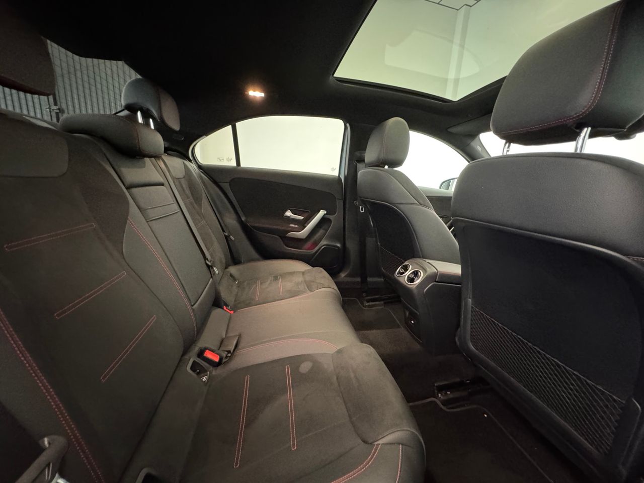 Mercedes Clase A A200D AMG 4MATIC miniatura 39