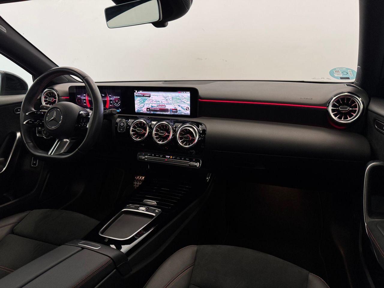 Mercedes Clase A A200D AMG 4MATIC miniatura 11