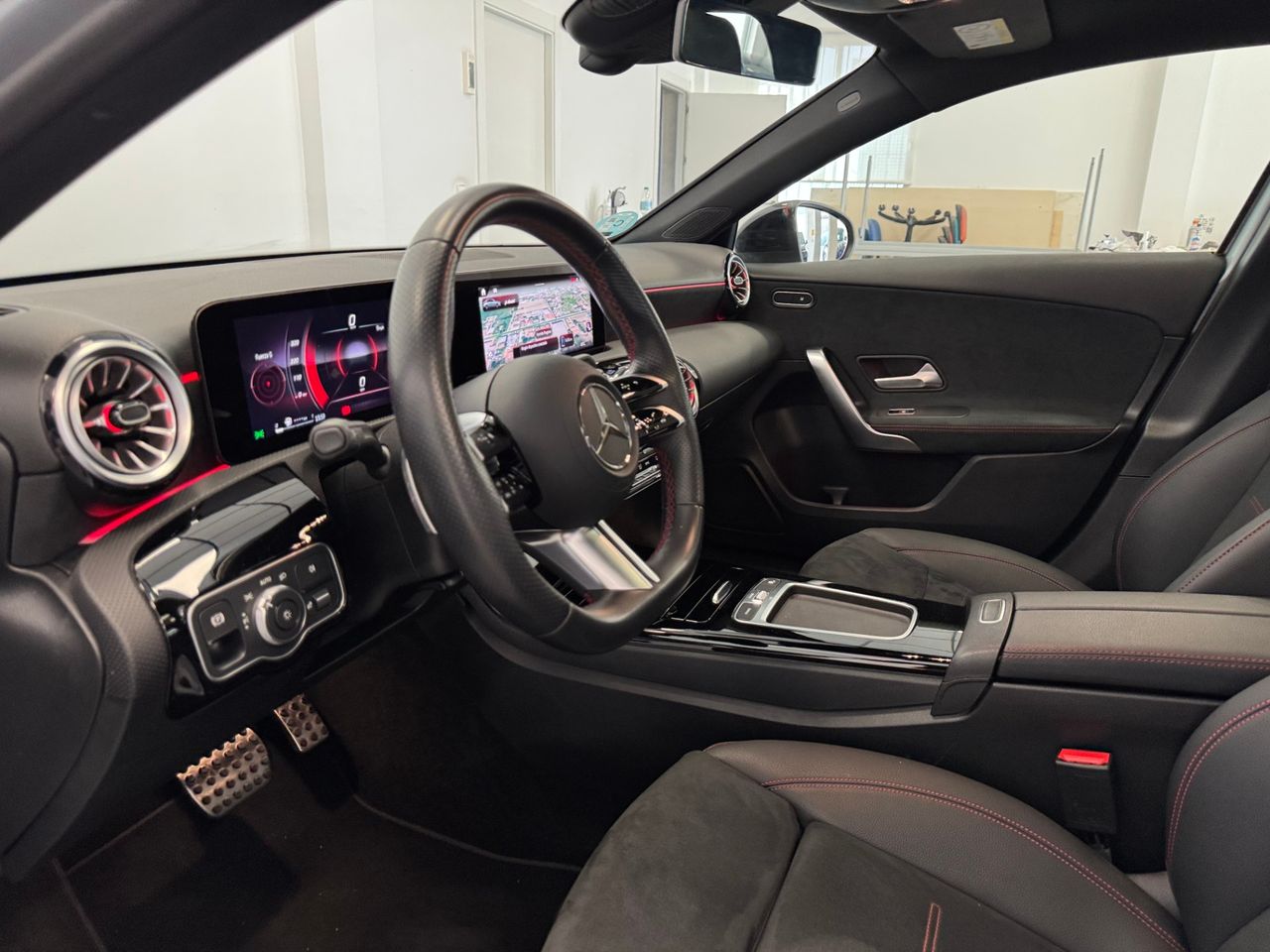 Mercedes Clase A A200D AMG 4MATIC foto 14
