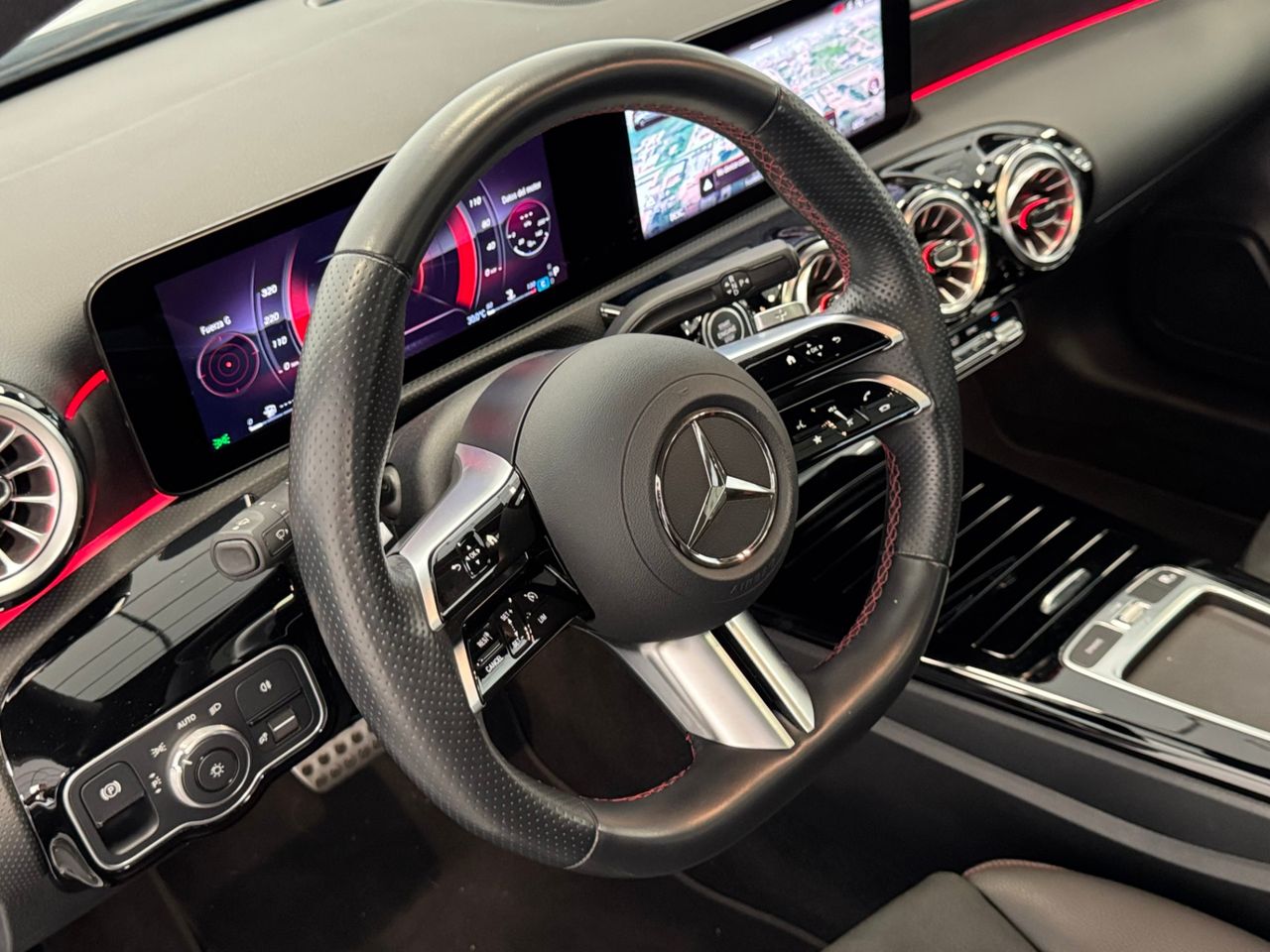 Mercedes Clase A A200D AMG 4MATIC foto 19