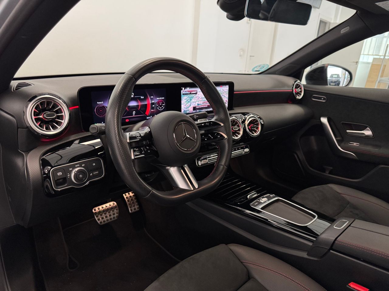 Mercedes Clase A A200D AMG 4MATIC foto 8
