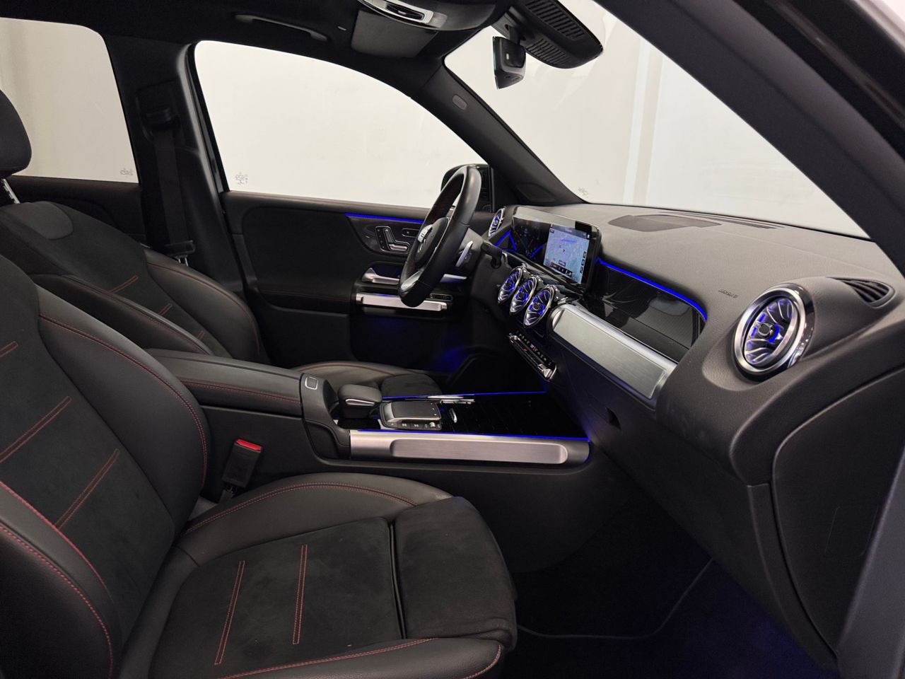 Mercedes GLB 220D AMG 4MATIC foto 26