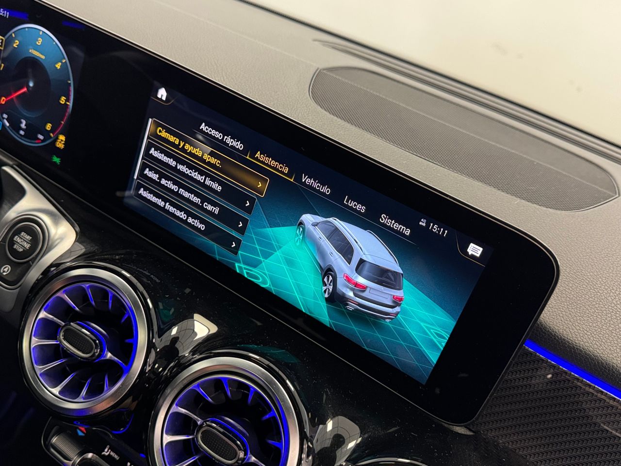 Mercedes GLB 220D AMG 4MATIC foto 32