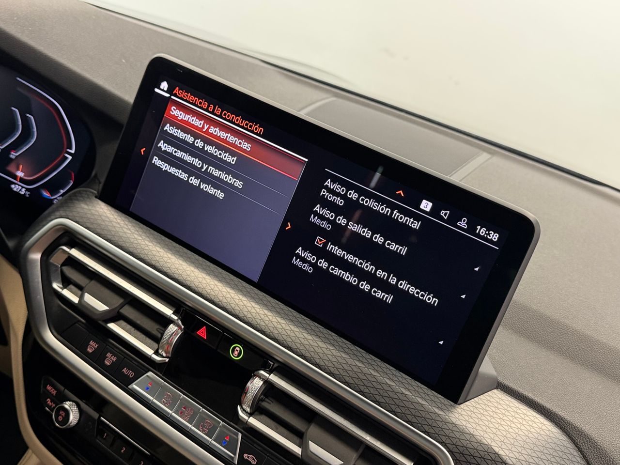 BMW X4 XLINE  foto 35