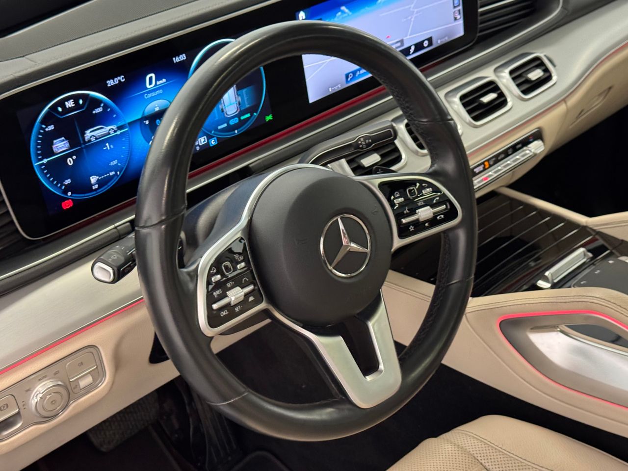 Mercedes GLS 450 4MATIC foto 18
