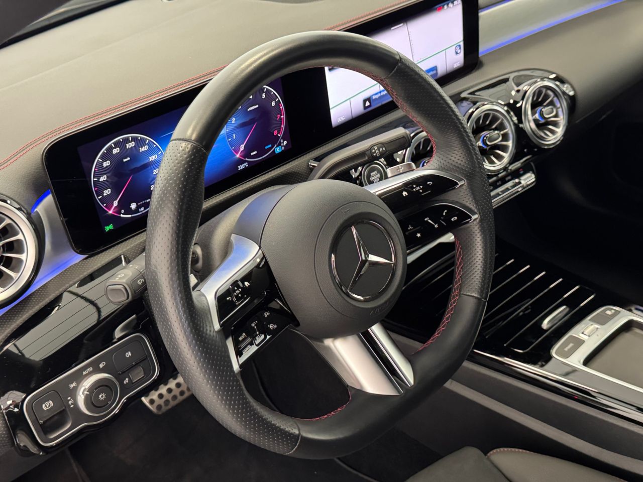 Mercedes CLA 200 AMG LINE  foto 19