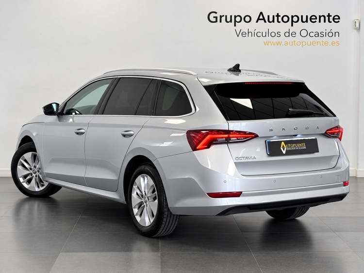 Skoda Octavia AMBITION DSG foto 5