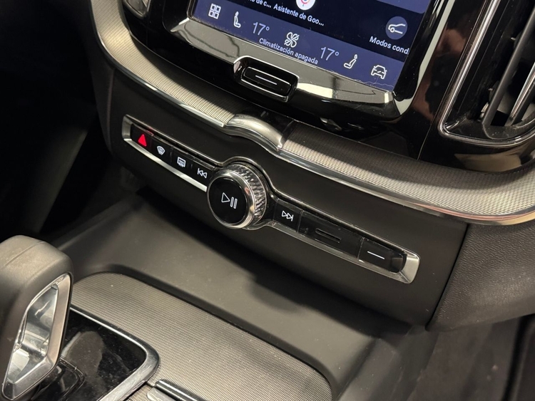 Volvo XC60 B4 D PLUS DARK AUTO foto 23
