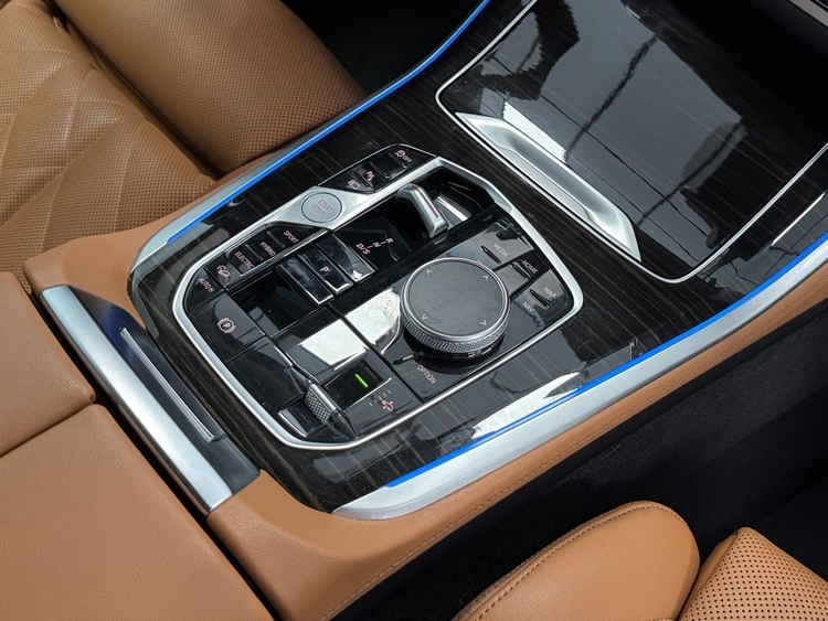 BMW X5 XDRIVE 50E XLINE  foto 42