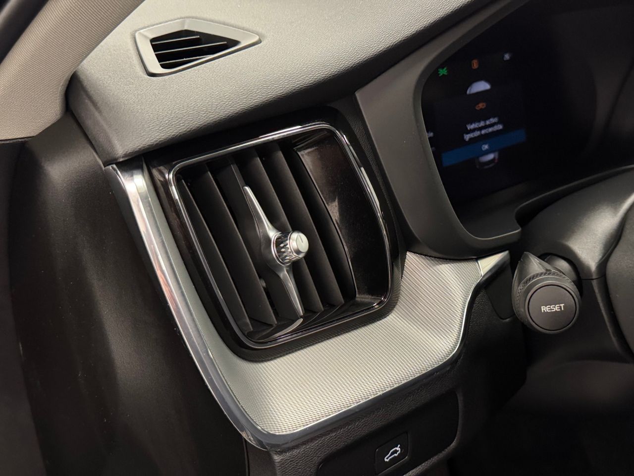 Volvo XC60 B4 D PLUS DARK AUTO foto 16