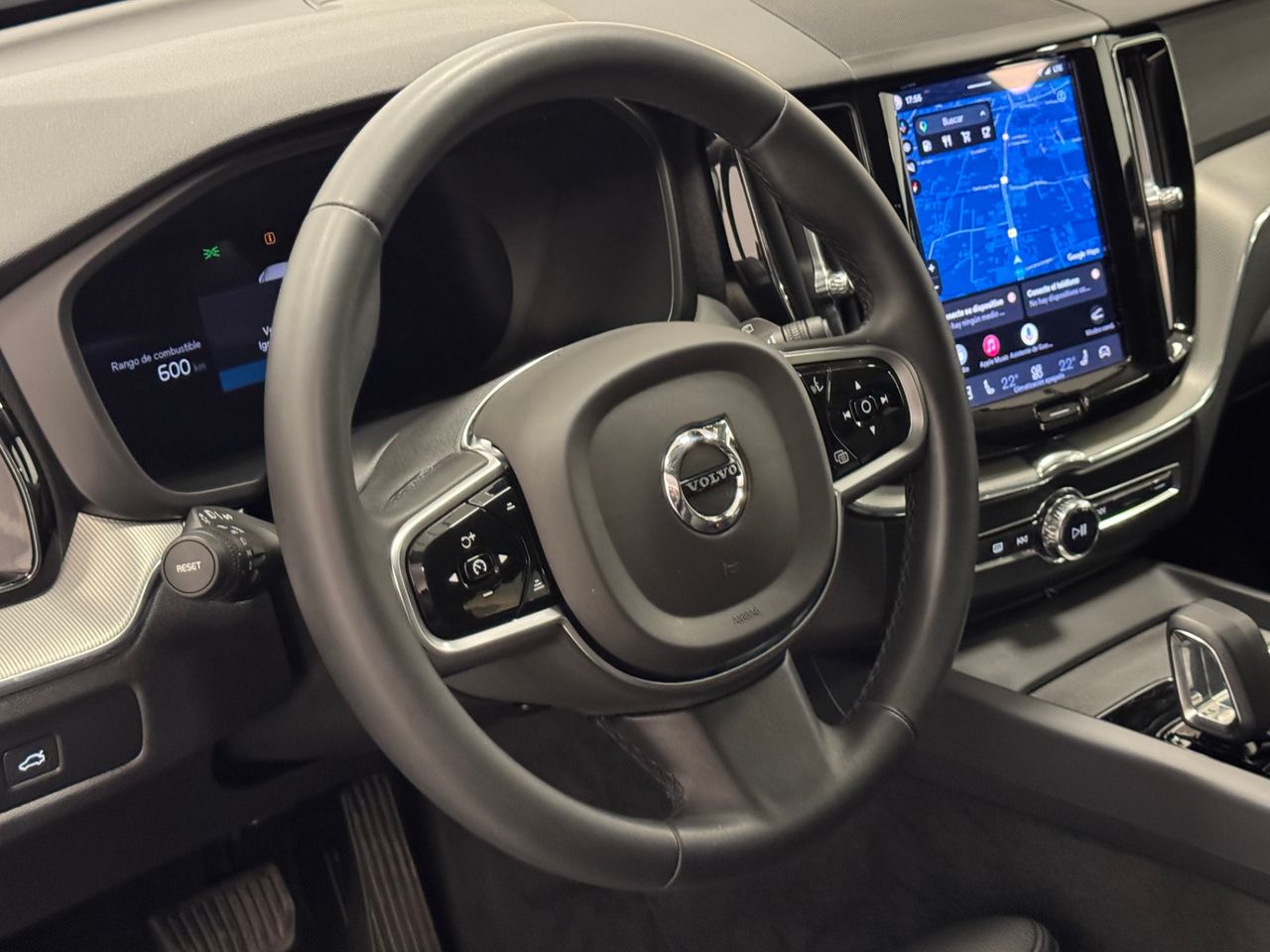 Volvo XC60 B4 D PLUS DARK AUTO foto 18