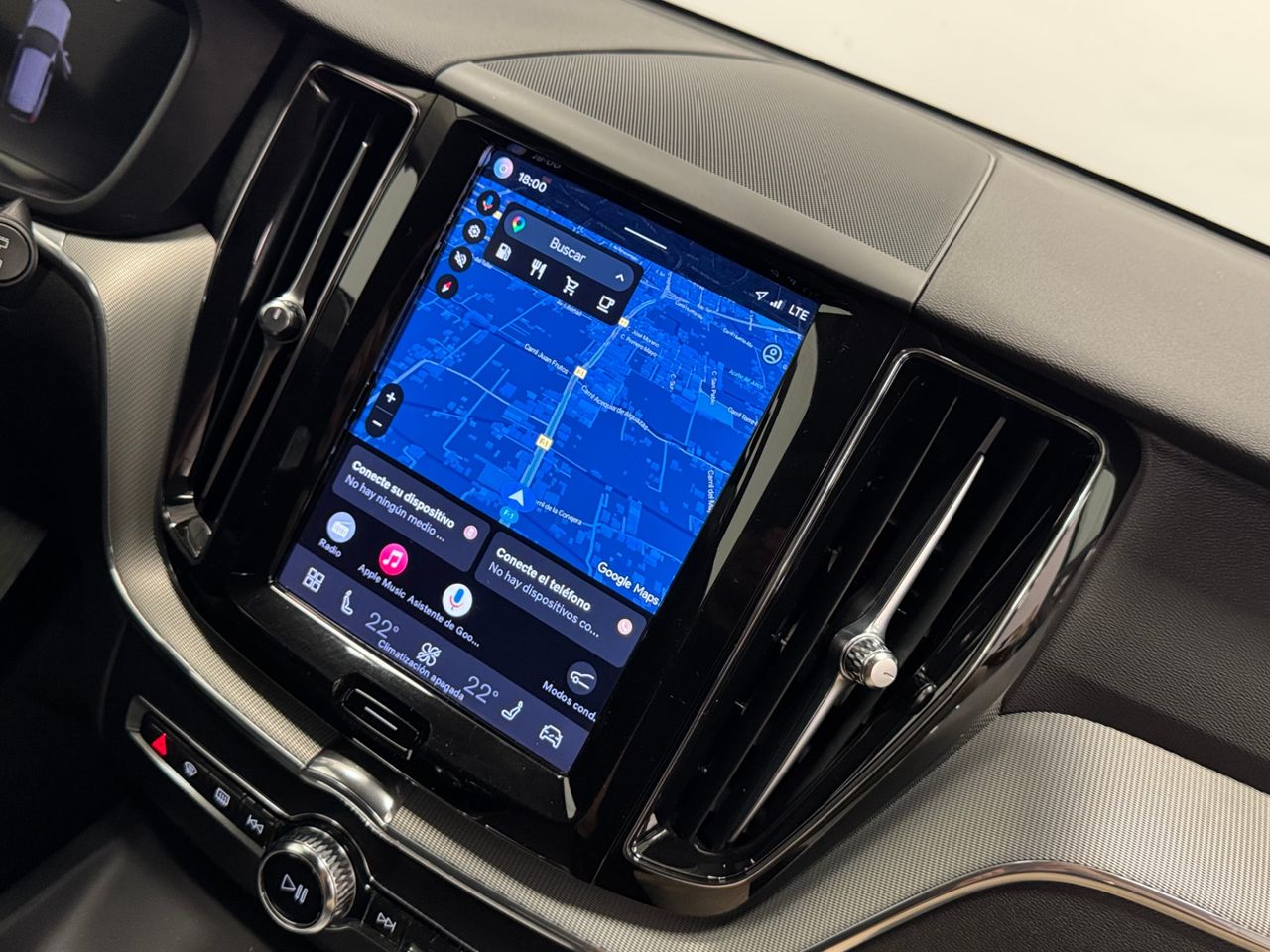 Volvo XC60 B4 D PLUS DARK AUTO foto 30