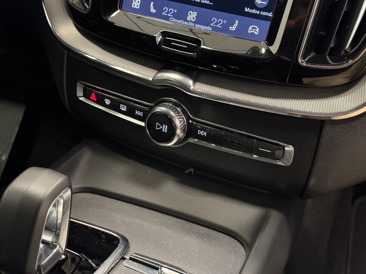 Volvo XC60 B4 D PLUS DARK AUTO foto 34