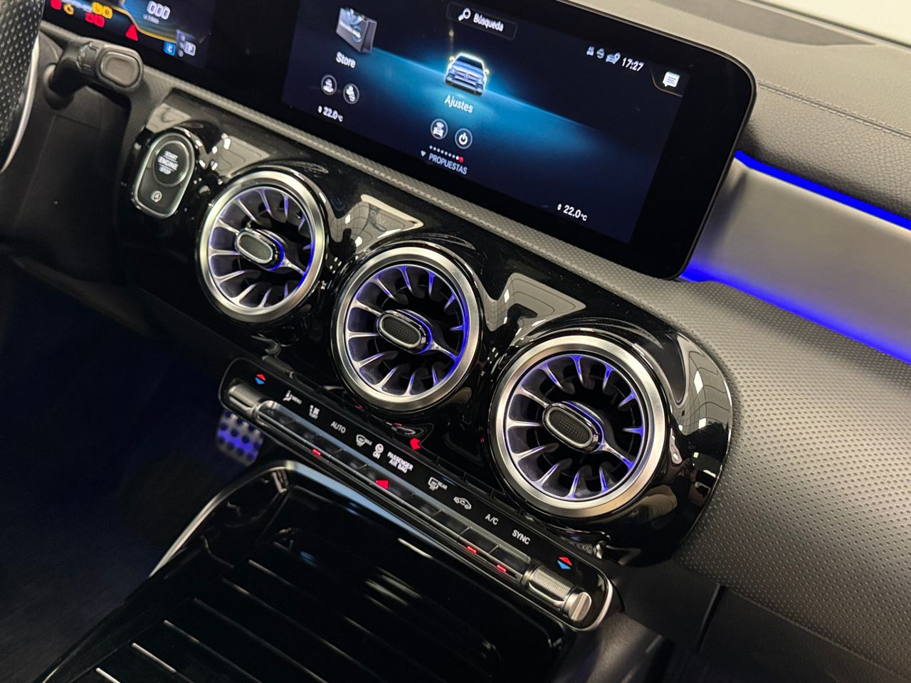 Mercedes CLA 35 AMG foto 37