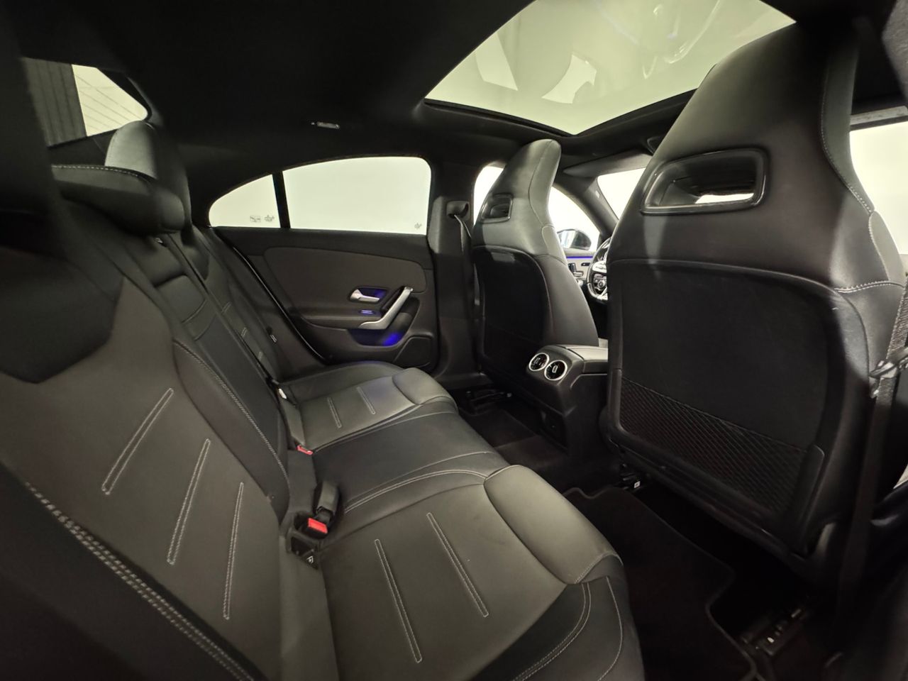 Mercedes CLA 35 AMG foto 40