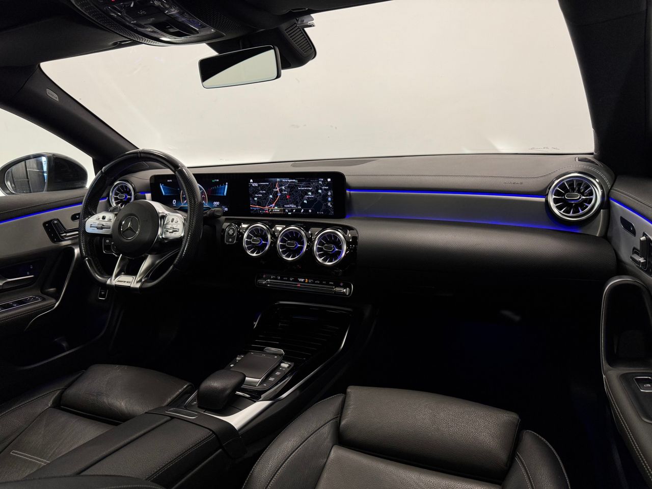 Mercedes CLA 35 AMG foto 11