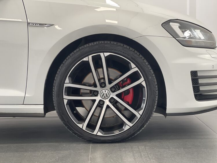 Volkswagen Golf GTD foto 18