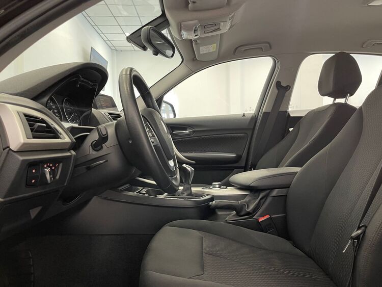BMW Serie 1 118d foto 16