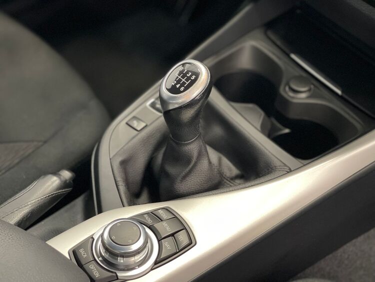BMW Serie 1 118d foto 43