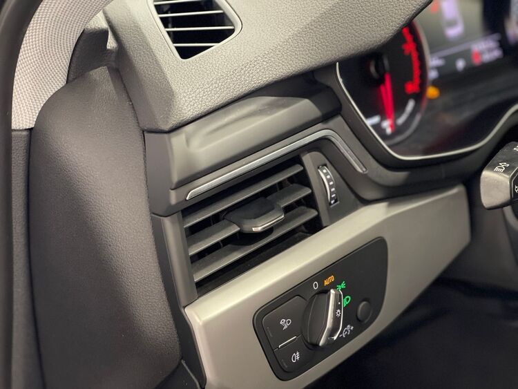 Audi A4 35 TFSI foto 18