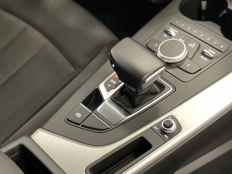 Audi A4 35 TFSI foto 43