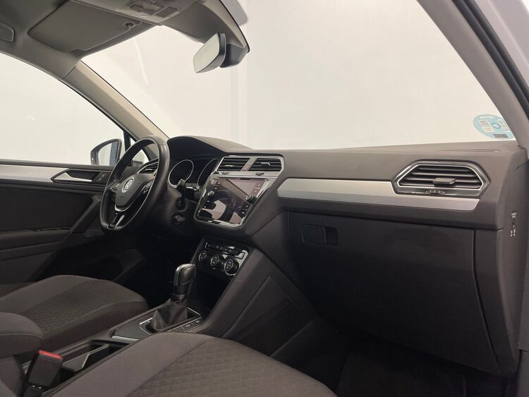 Volkswagen Tiguan R LINE foto 27