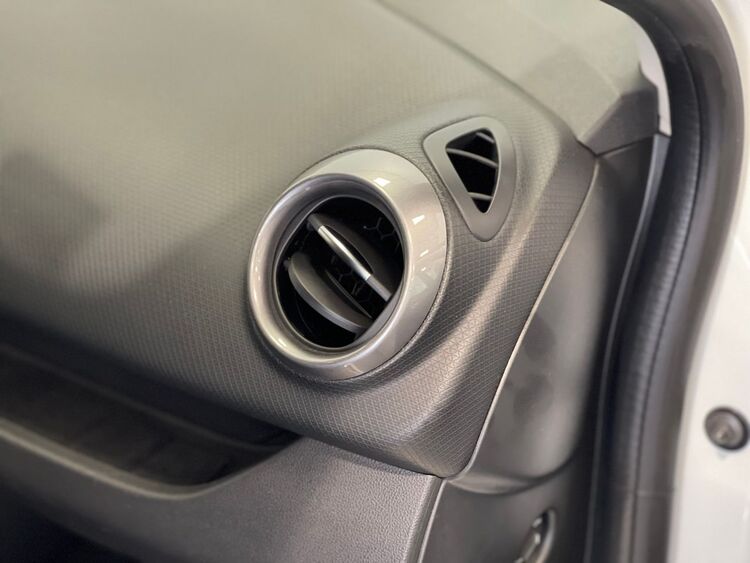 Renault Clio Limited foto 29