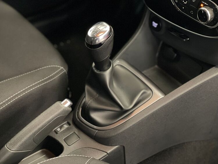 Renault Clio LIMITED foto 39