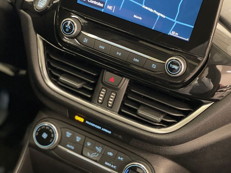 Ford Fiesta TITANIUM foto 43