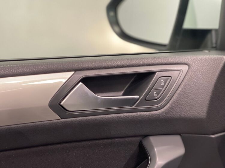 Volkswagen Touran ADVANCE foto 19