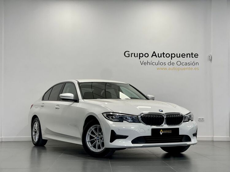 BMW Serie 3 320D foto 2
