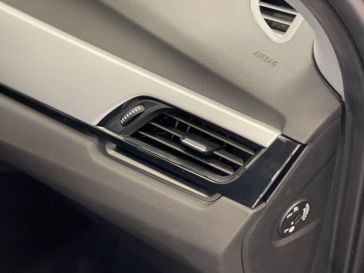 BMW X1 SDRIVE 18D foto 34