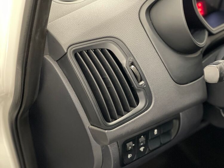 Kia Rio RIO foto 14