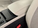 Volvo XC40 MOMENTUM miniatura 28