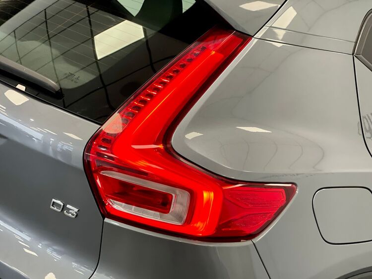 Volvo XC40 MOMENTUM foto 55